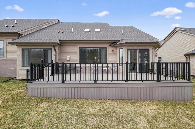 660 Brookstone Drive, Oxford, MI 48371