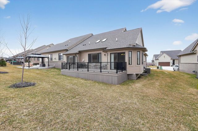 660 Brookstone Drive, Oxford, MI 48371