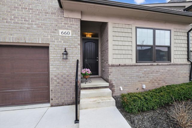 660 Brookstone Drive, Oxford, MI 48371