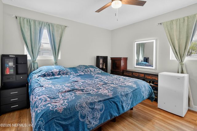 9418 GISBORNE Drive, Jacksonville, FL 32208