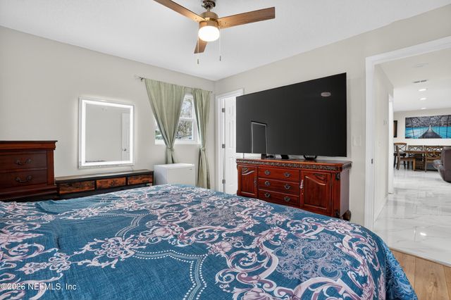 9418 GISBORNE Drive, Jacksonville, FL 32208