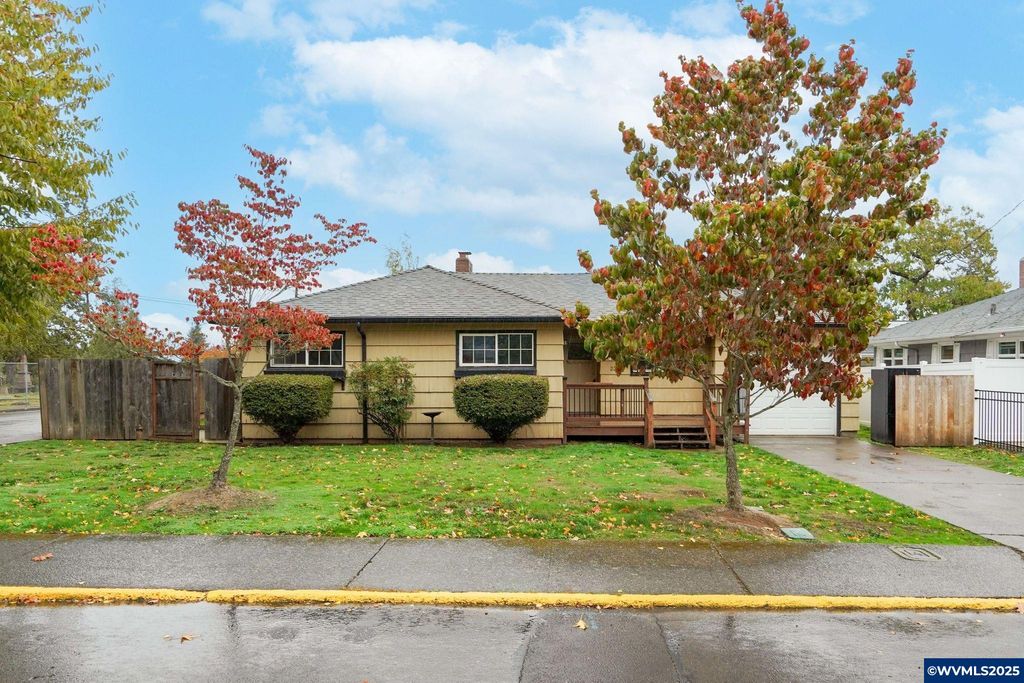 2310 Mountain View Dr, Salem, OR 97302