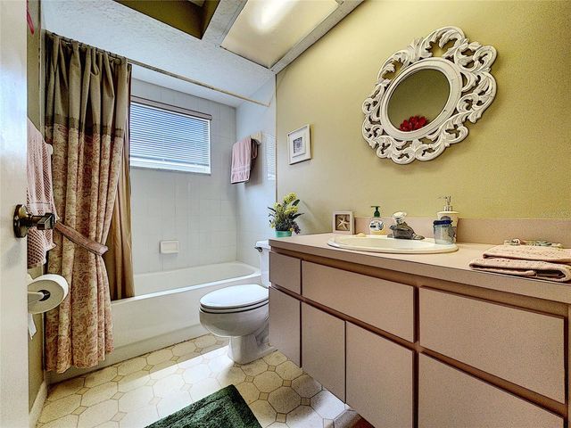 9408 NEW ORLEANS DRIVE, Weeki Wachee, FL 34613