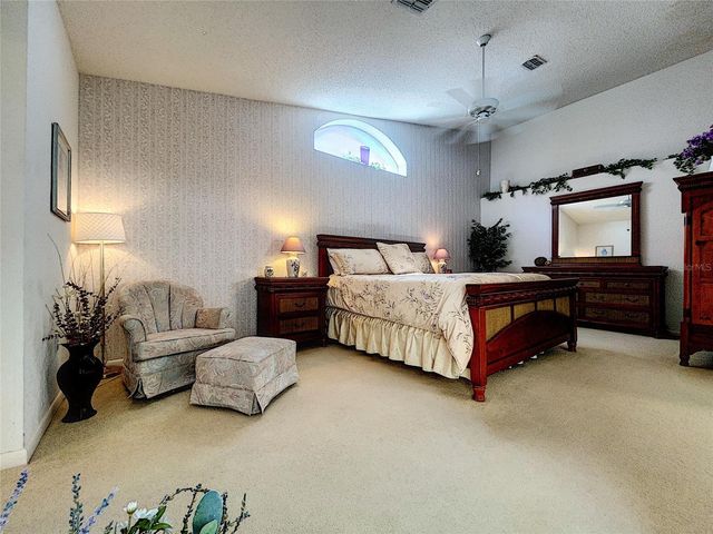 9408 NEW ORLEANS DRIVE, Weeki Wachee, FL 34613