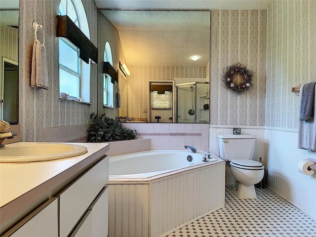 9408 NEW ORLEANS DRIVE, Weeki Wachee, FL 34613