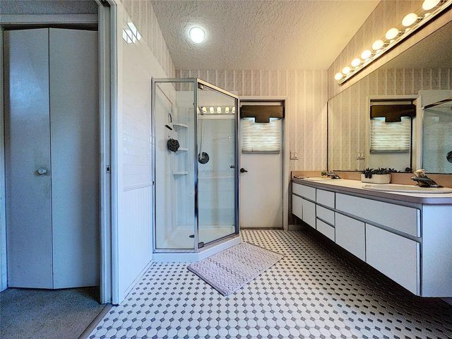 9408 NEW ORLEANS DRIVE, Weeki Wachee, FL 34613