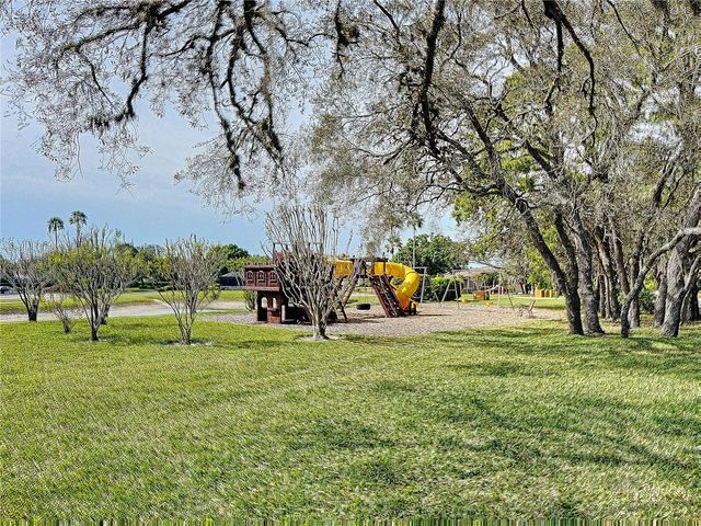 9408 NEW ORLEANS DRIVE, Weeki Wachee, FL 34613