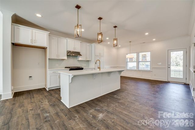 1237 Eastway Drive, Charlotte, NC 28205