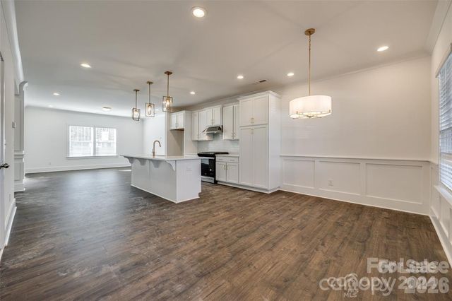 1237 Eastway Drive, Charlotte, NC 28205