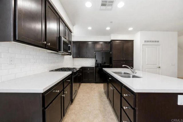 1712 San Francisco, San Diego, CA 92154