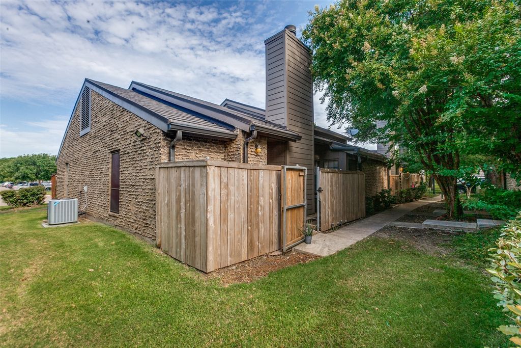 333 Melrose Drive 12C, Richardson, TX 75080