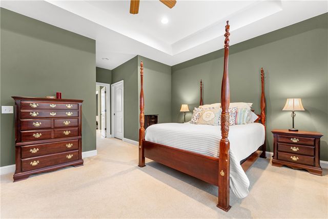 109 Shelter Cove Drive, Seneca, SC 29672