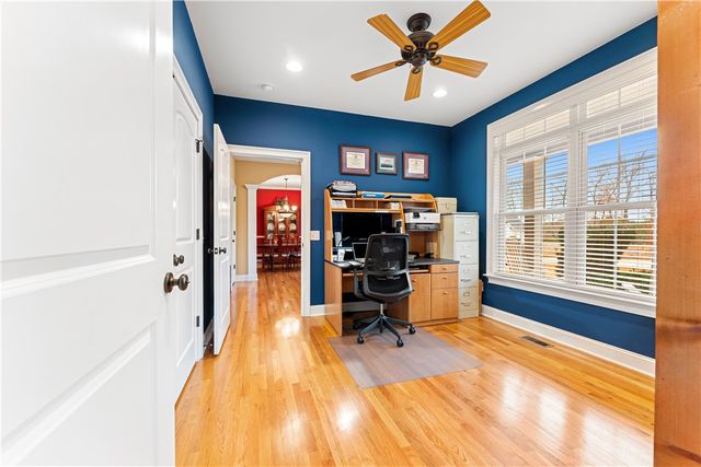 109 Shelter Cove Drive, Seneca, SC 29672