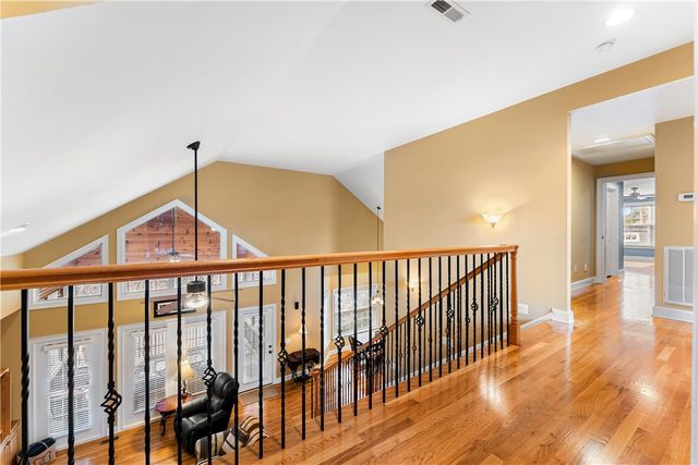 109 Shelter Cove Drive, Seneca, SC 29672