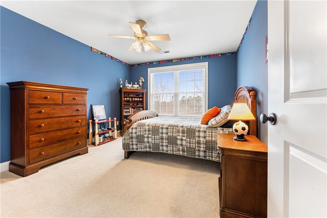 109 Shelter Cove Drive, Seneca, SC 29672