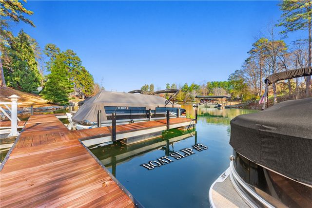 109 Shelter Cove Drive, Seneca, SC 29672