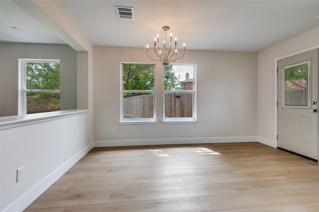 520 King Street, Cedar Hill, TX 75104