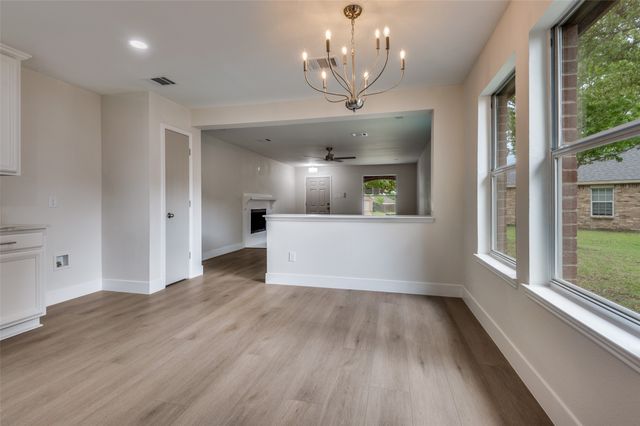 520 King Street, Cedar Hill, TX 75104