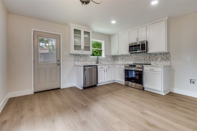 520 King Street, Cedar Hill, TX 75104