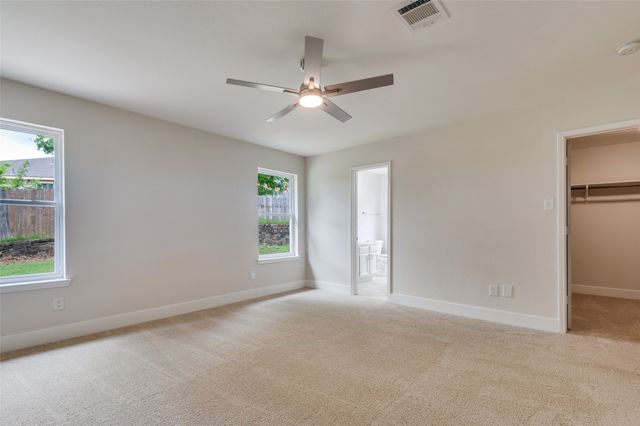520 King Street, Cedar Hill, TX 75104