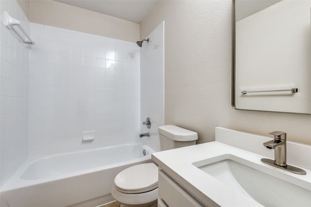 520 King Street, Cedar Hill, TX 75104