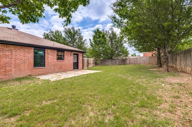 520 King Street, Cedar Hill, TX 75104