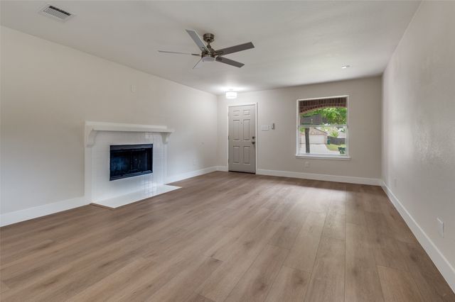 520 King Street, Cedar Hill, TX 75104