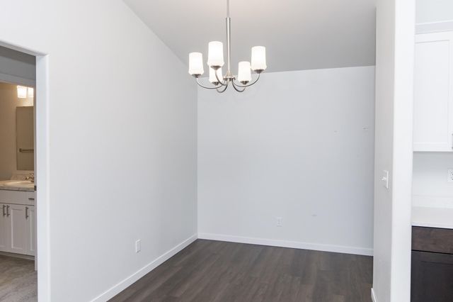 1234 27 Avenue W, West Fargo, ND 58078