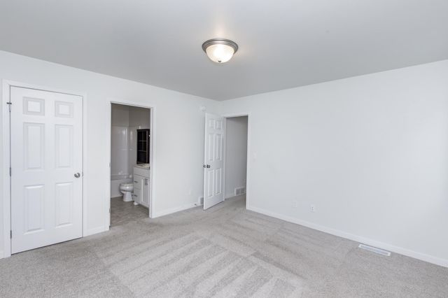 1234 27 Avenue W, West Fargo, ND 58078