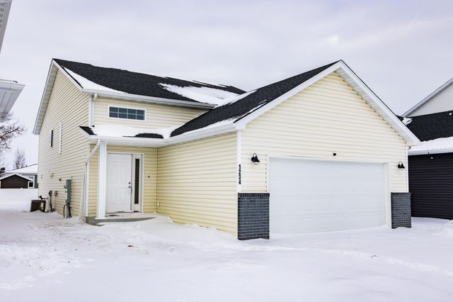 1234 27 Avenue W, West Fargo, ND 58078