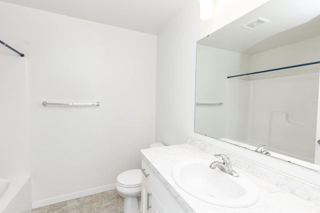 1234 27 Avenue W, West Fargo, ND 58078