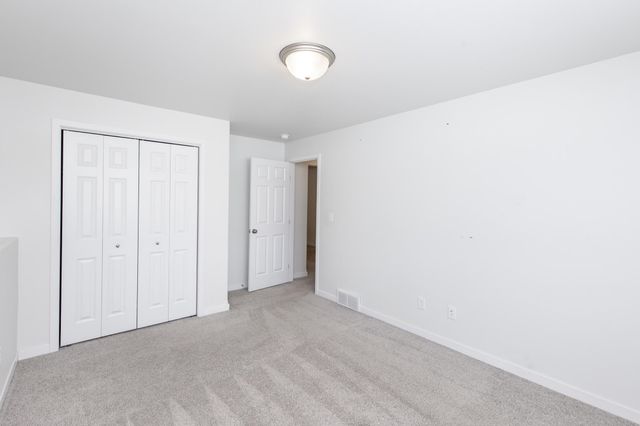 1234 27 Avenue W, West Fargo, ND 58078