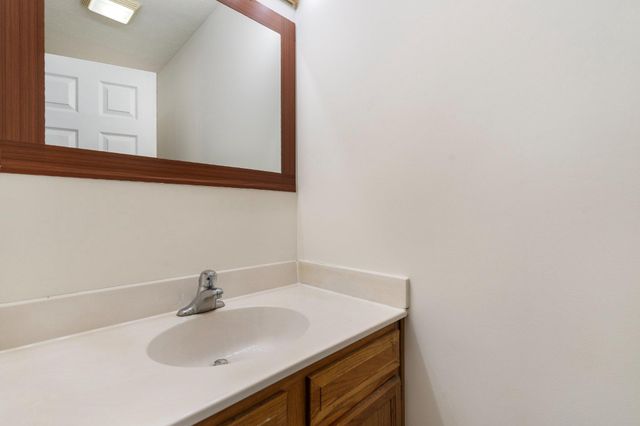 26 COLOSSIANS CT, Inwood, WV 25428