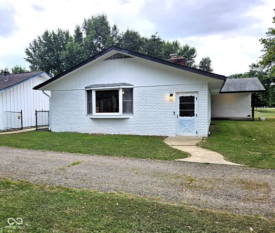 1297 N County Road 475 E, Avon, IN 46123