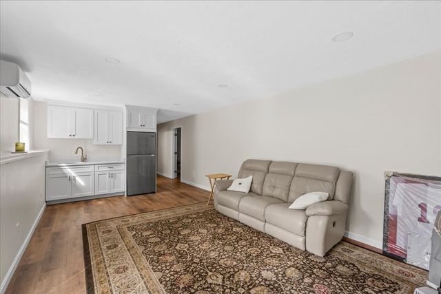 100 Eagle Rock Rd, Stoughton, MA 02072