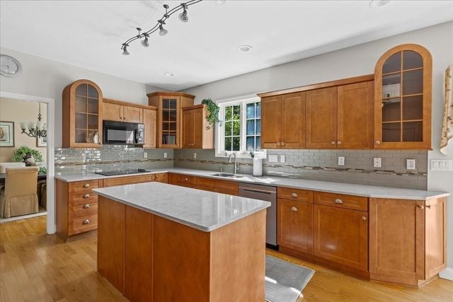 100 Eagle Rock Rd, Stoughton, MA 02072