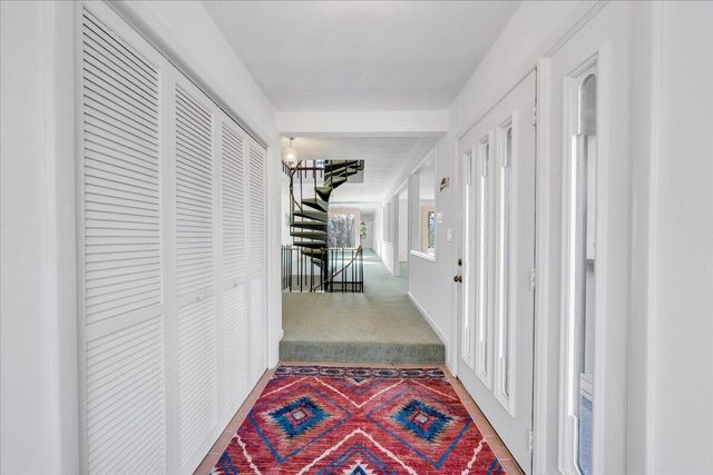 6878 Mount Chestnut RD, Roanoke, VA 24018