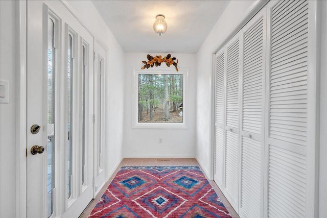 6878 Mount Chestnut RD, Roanoke, VA 24018