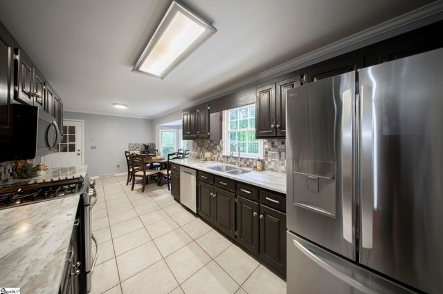 412 Perry Hill Road, Easley, SC 29640