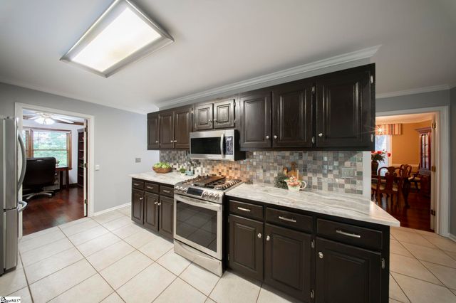 412 Perry Hill Road, Easley, SC 29640