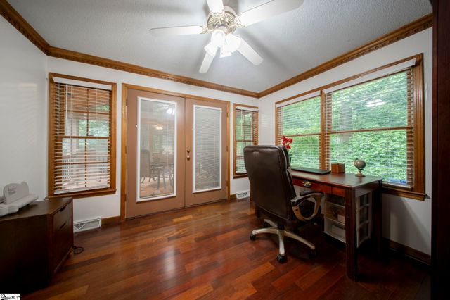 412 Perry Hill Road, Easley, SC 29640