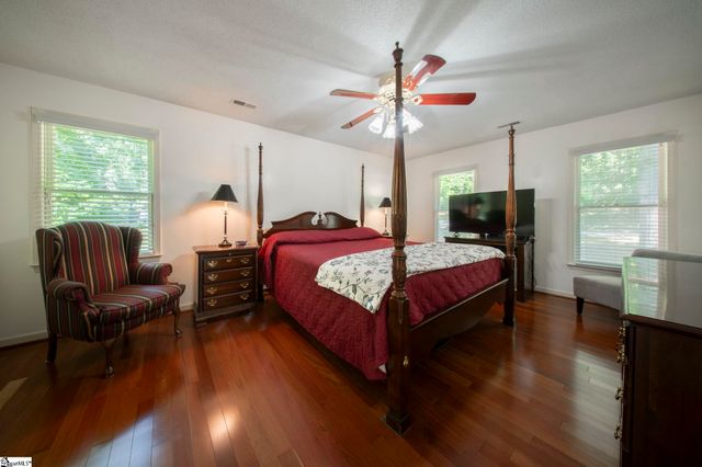 412 Perry Hill Road, Easley, SC 29640