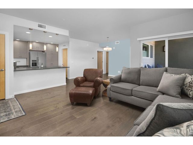 1320 Snowberry Ln 102, Louisville, CO 80027