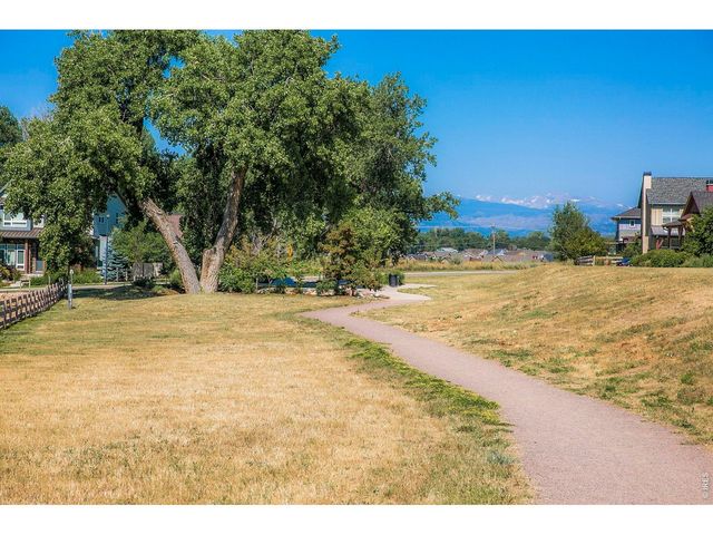 1320 Snowberry Ln 102, Louisville, CO 80027