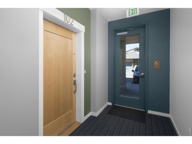 1320 Snowberry Ln 102, Louisville, CO 80027