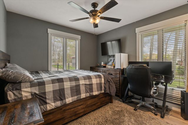 89513 Shorelane Drive, Lawton, MI 49065