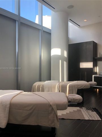 851 NE 1st Ave 2504, Miami, FL 33132