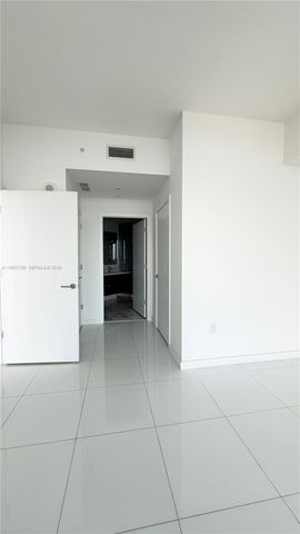 851 NE 1st Ave 2504, Miami, FL 33132