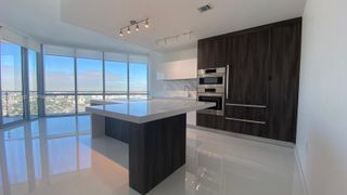 851 NE 1st Ave 2504, Miami, FL 33132