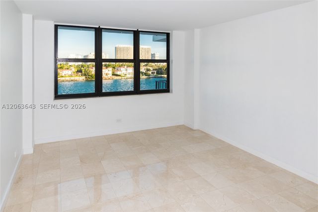 10101 E Bay Harbor Dr 404, Bay Harbor Islands, FL 33154